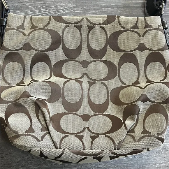 Coach Signature Shoulder Bag - Picture 2 of 10